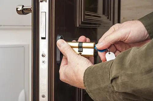 Aurora City Locksmith Aurora, CO 303-214-7049 - emergency-unlock